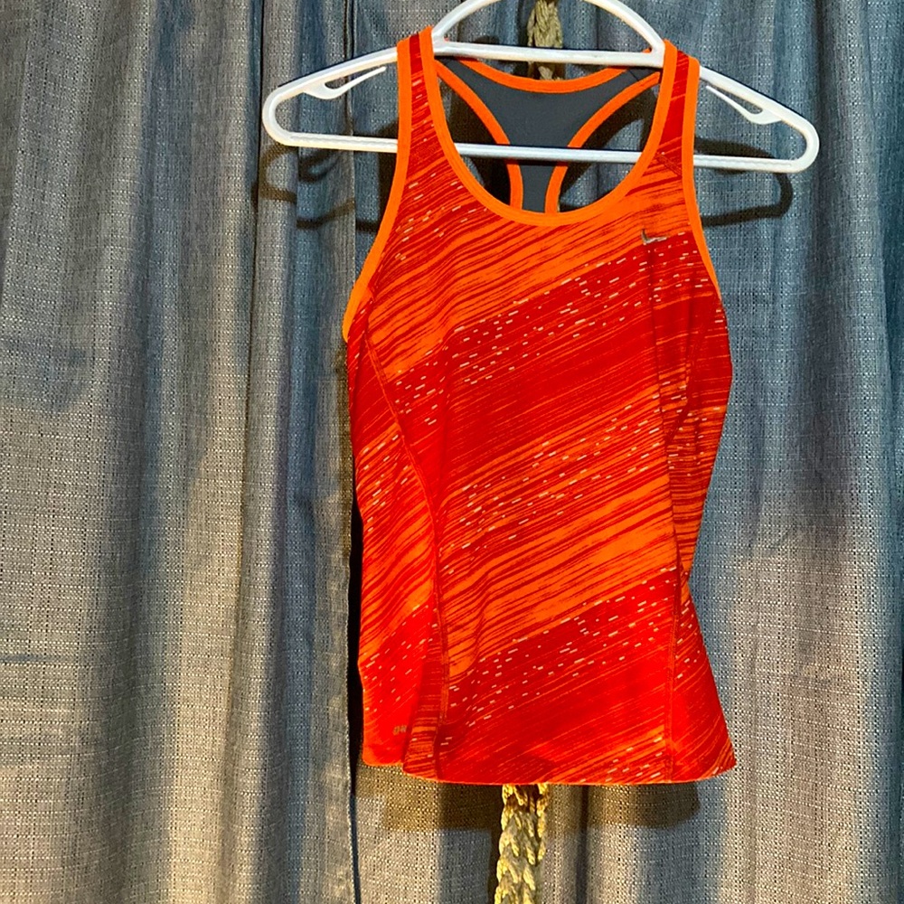Orange Nike dri fit